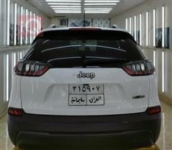 جیپ شیرۆکی